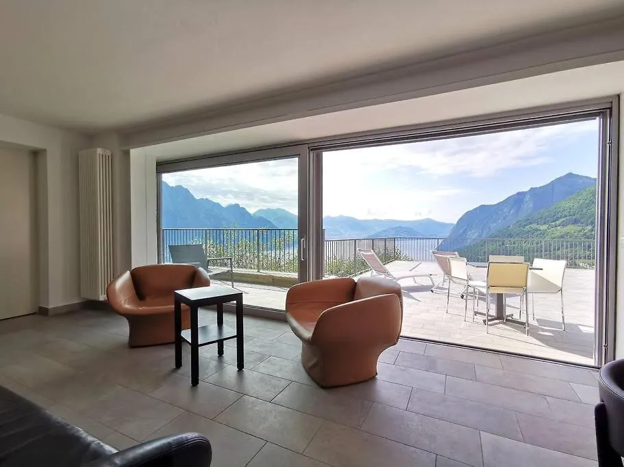 La Grande Terrazza Apartment Solto Collina